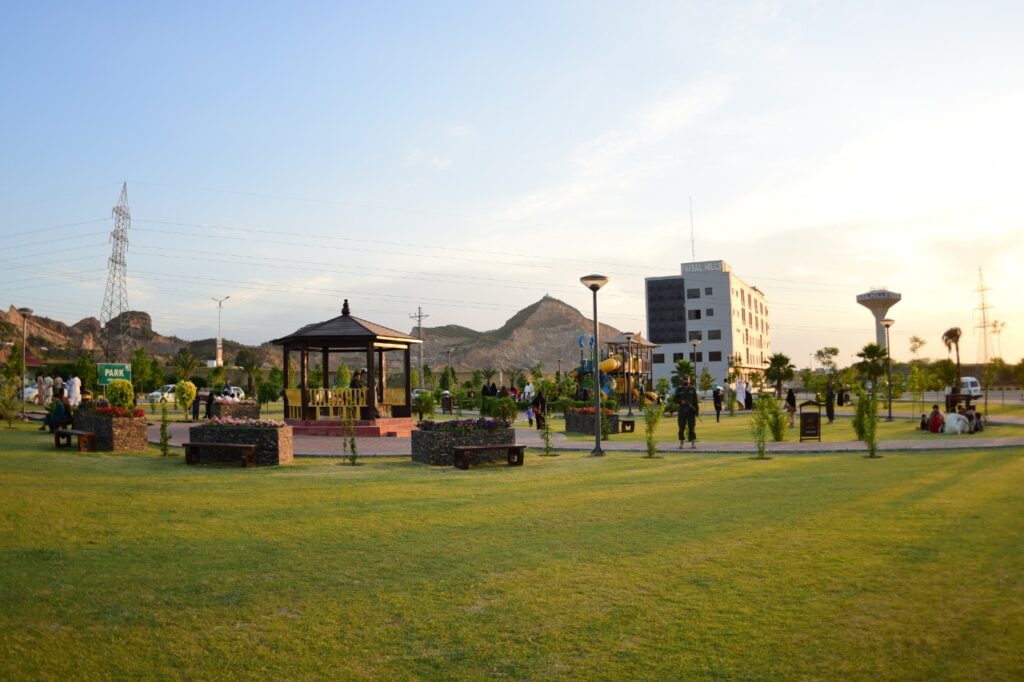 69d1a039-21fa-453e-b7b7-d3359ebc3d43-1024x682